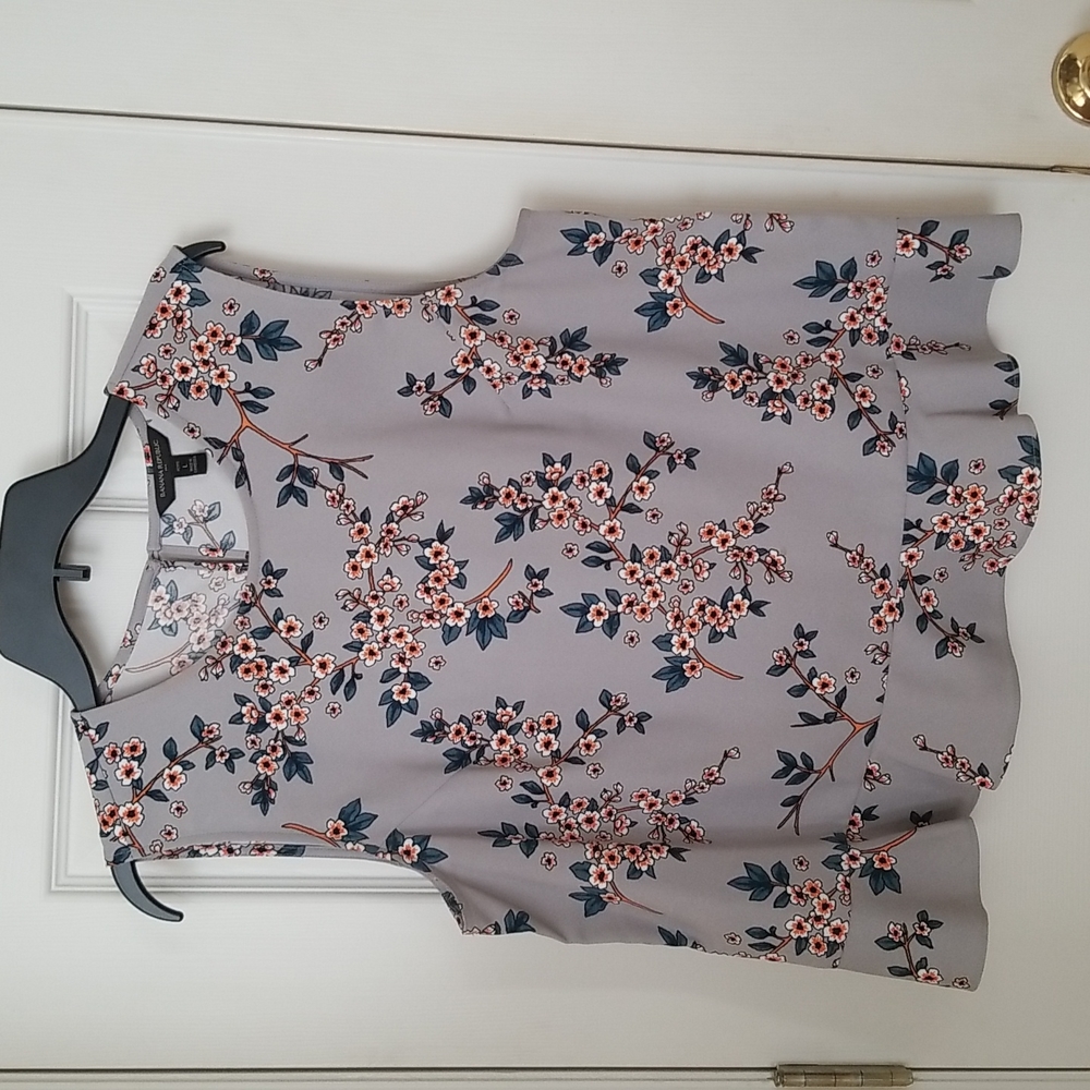 Banana Republic Petite Ladies Sleeveless Top